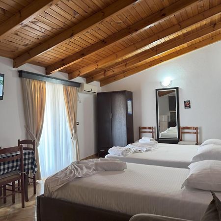Garden Villa Veli Ksamil Exterior photo