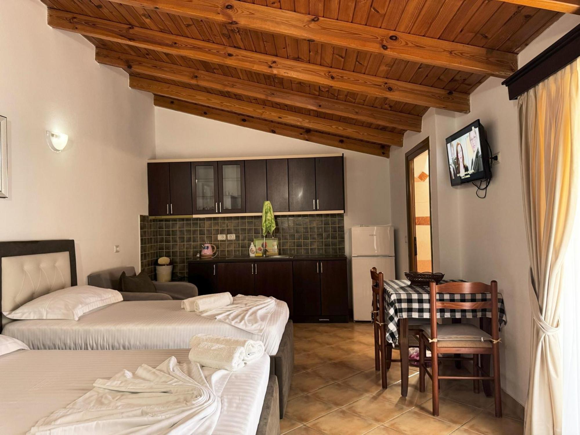 Garden Villa Veli Ksamil Exterior photo